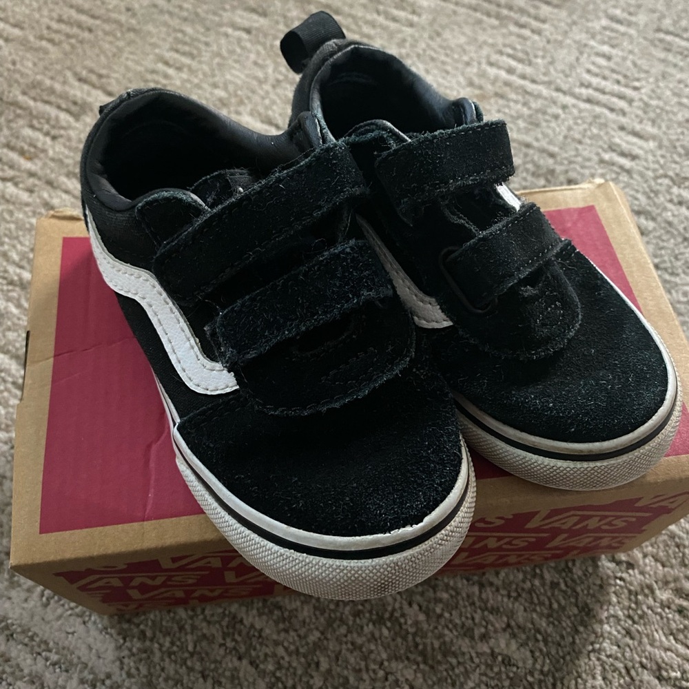 Toddler Old School Vans - Black/White